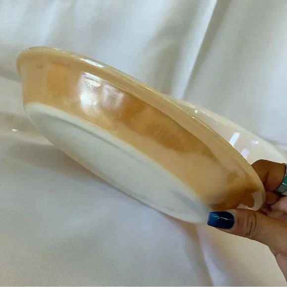 Fire King By Anchor Hocking 1 1/2 Qt. & 6in Bakeware Serving Dishes - Set of 2 - Picture 3 of 6